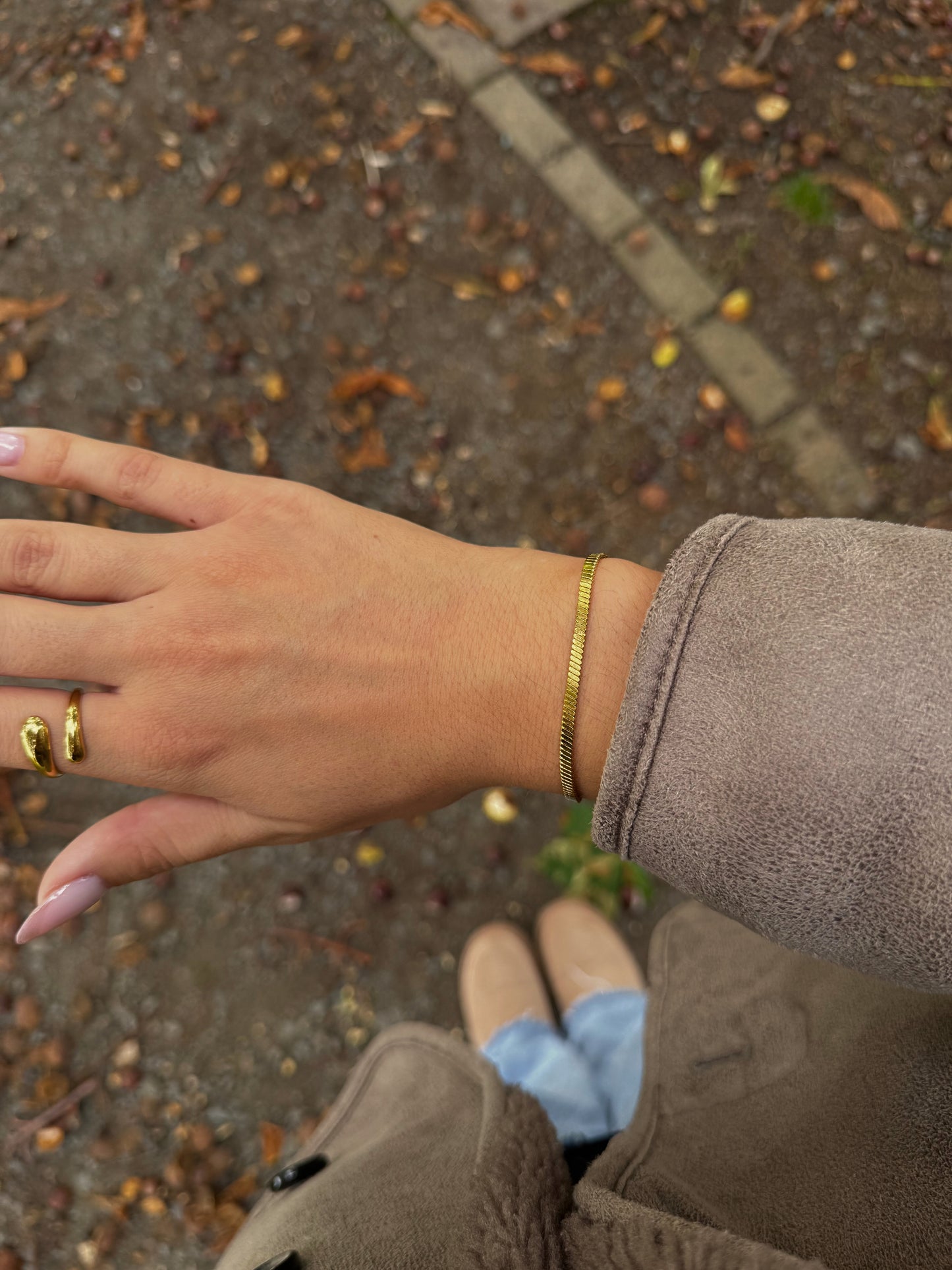 Golden Flow Armband