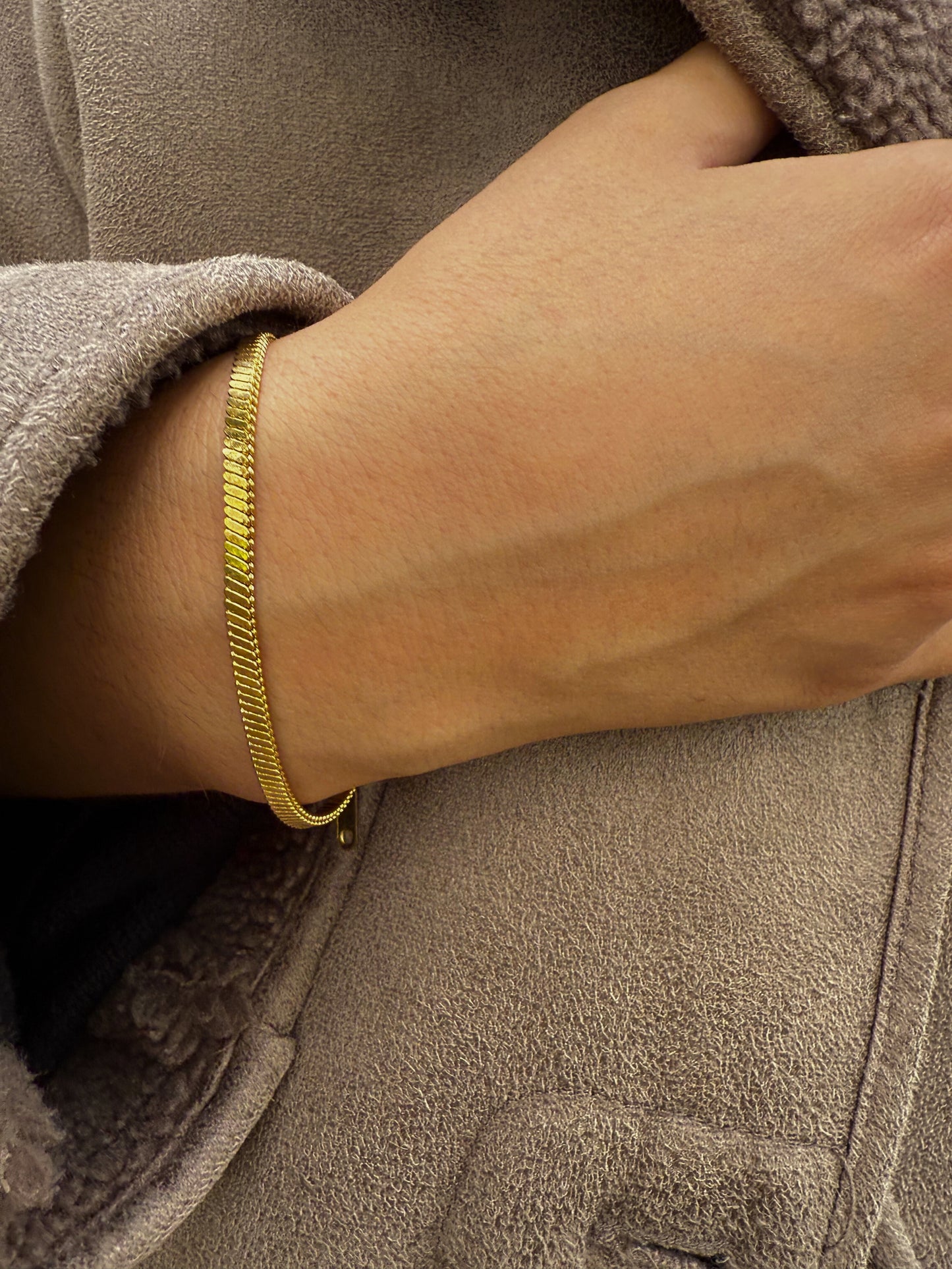 Golden Flow Armband
