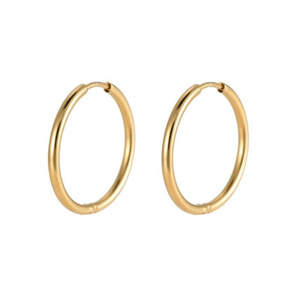 Fine Hoop Ohrringe